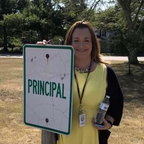 Meet your Posher, Maureen - Picture 1 of 1